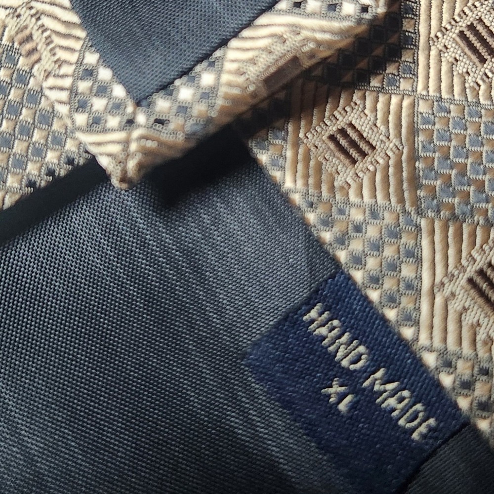 Handmade XL Silk Men's Necktie Gold & Bronze Geometric Block Pattern Extra Long - Picture 3 of 3